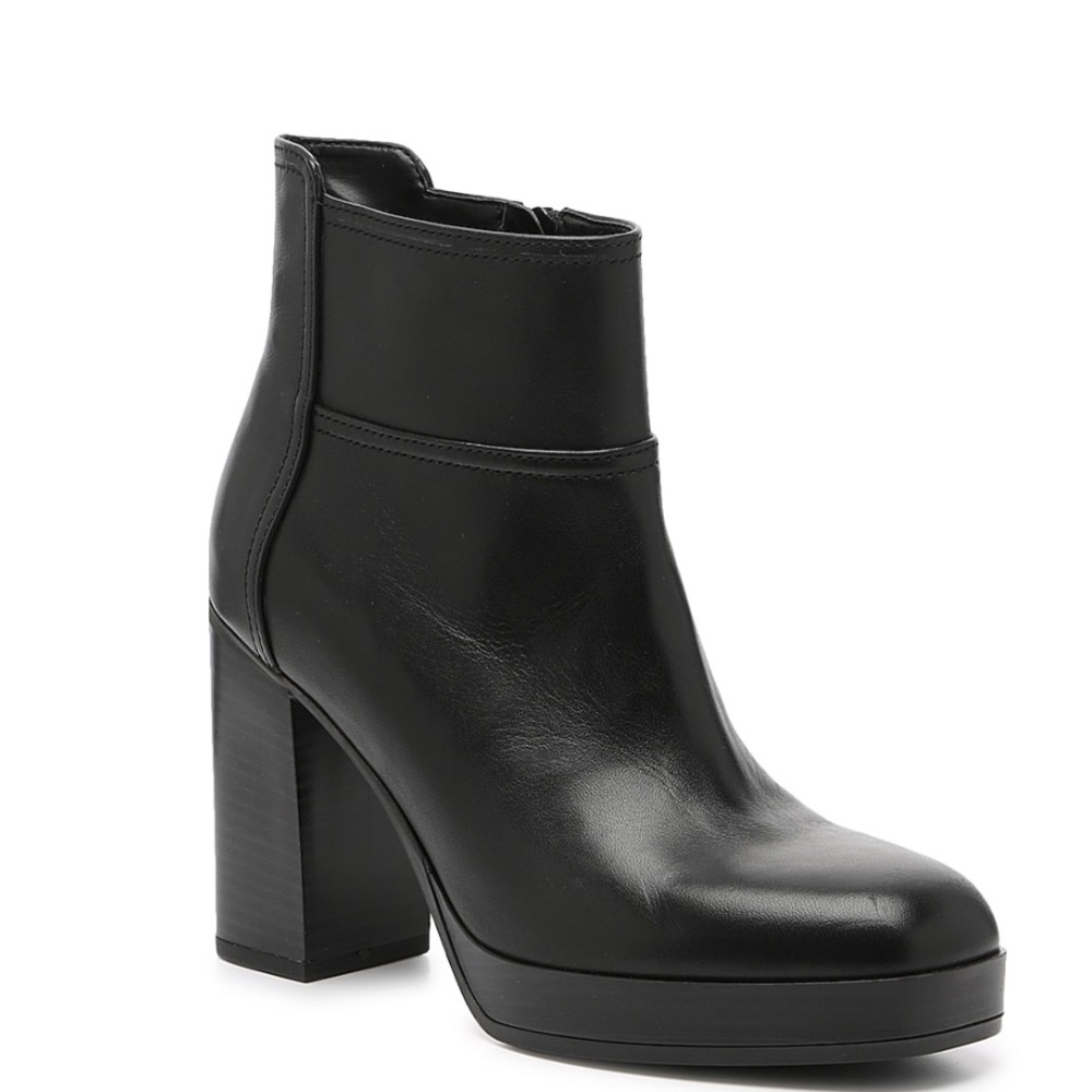 Coach and Four Alba bootie - Size 8